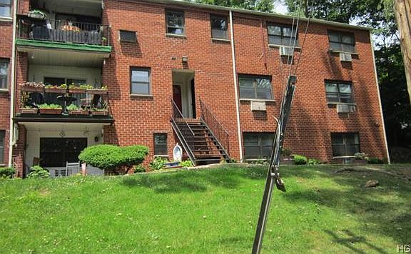 2nd image of 59 Fieldstone Dr APT 8