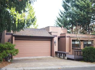 12 Partridge Ln, Lake Oswego, OR 97035