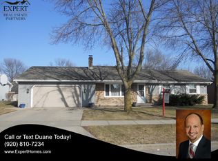 1002 S Covenant Ln, Appleton, WI 54915