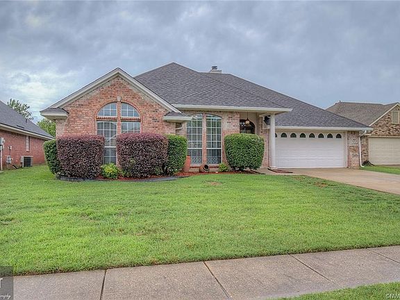 2nd image of 2217 Washburn Way