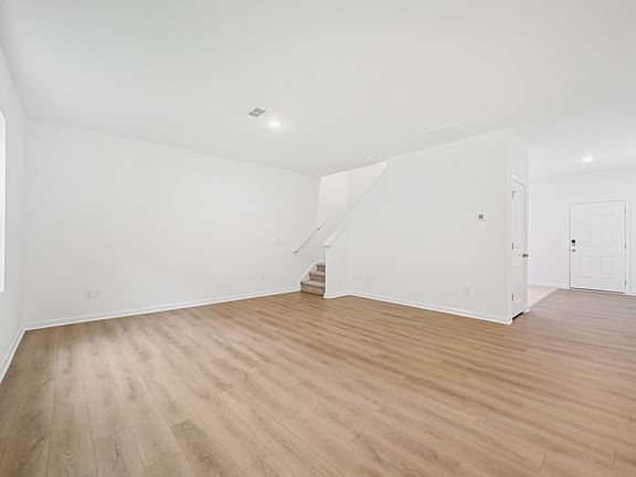 Middleton Farms - Brooke Interior Image 4