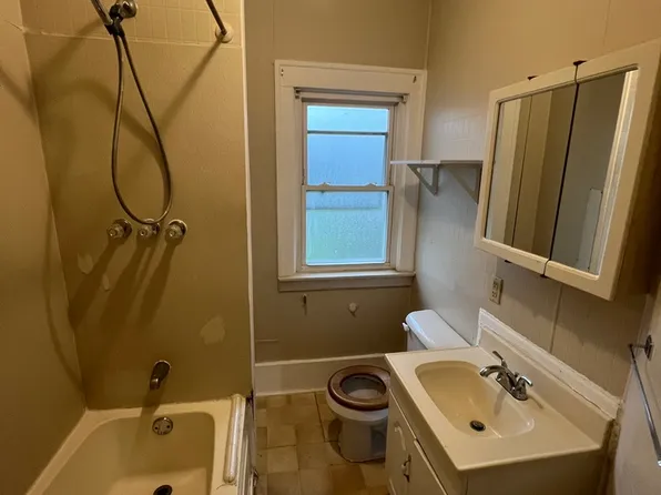 509 E Lorain St, Monroe, MI 48162