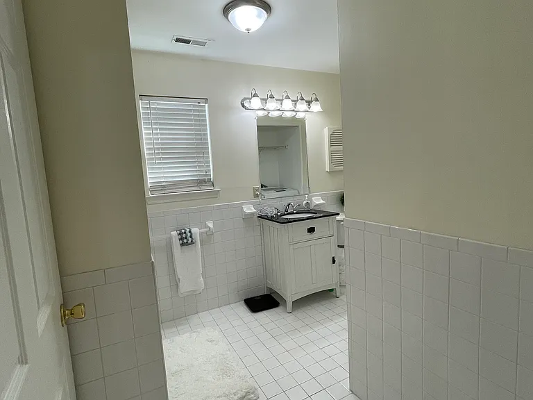 388 Ocean Ave — Photo 5