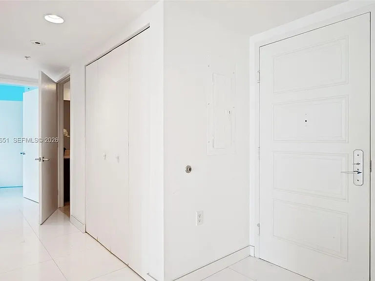 200 Sunny Isles Blvd #2806 — Photo 4