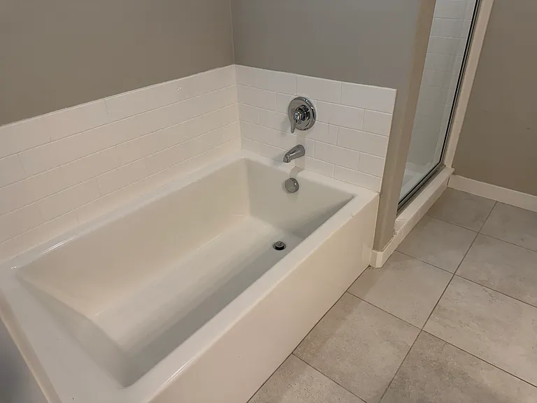 1138 S 1740 W — Photo 9