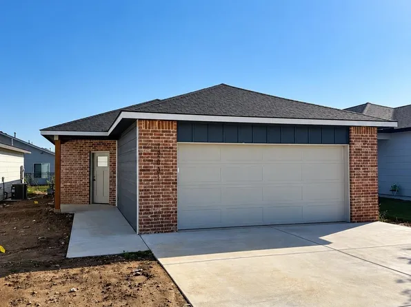 12831 E Willowgreen St, Wichita, KS 67230