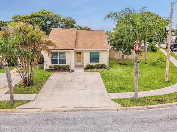 215 Palmetto Court, Jupiter, FL 33458