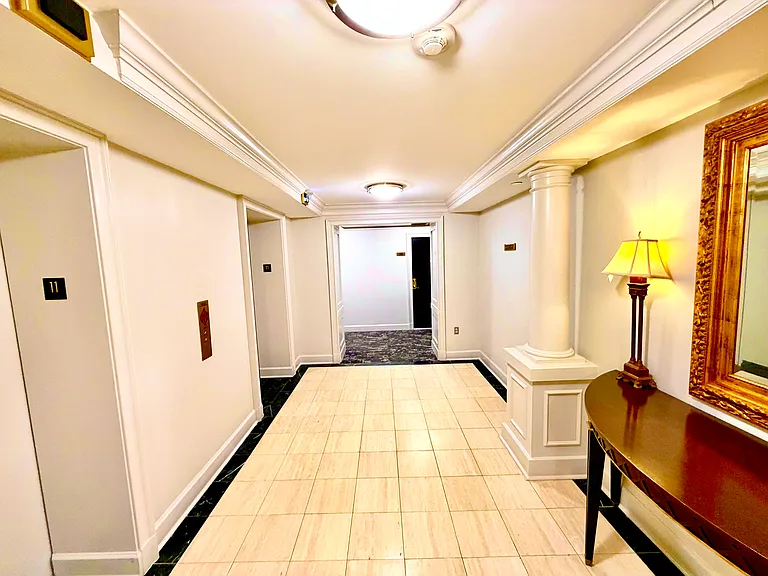 2870 Pharr Ct S — Photo 11