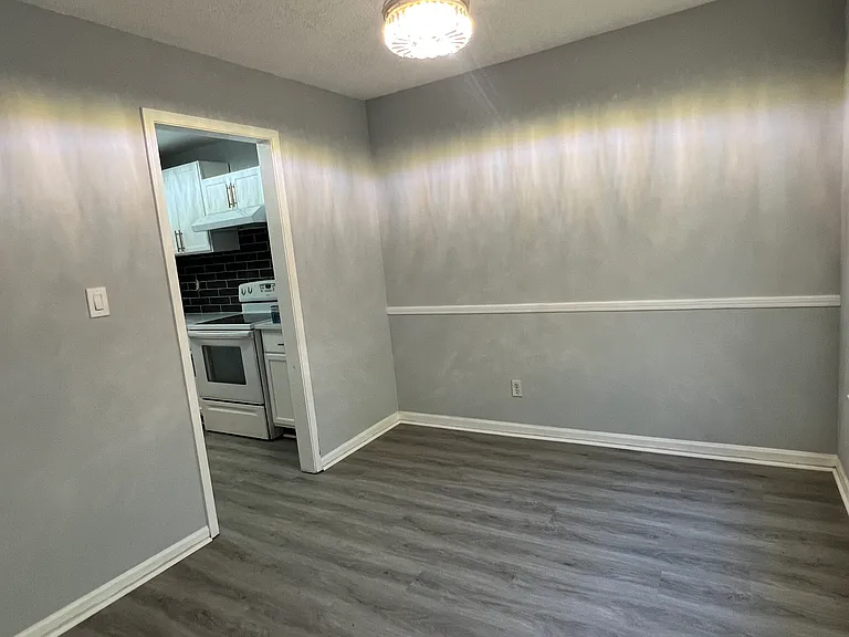 6410 Holcomb Way #6412 — Photo 2