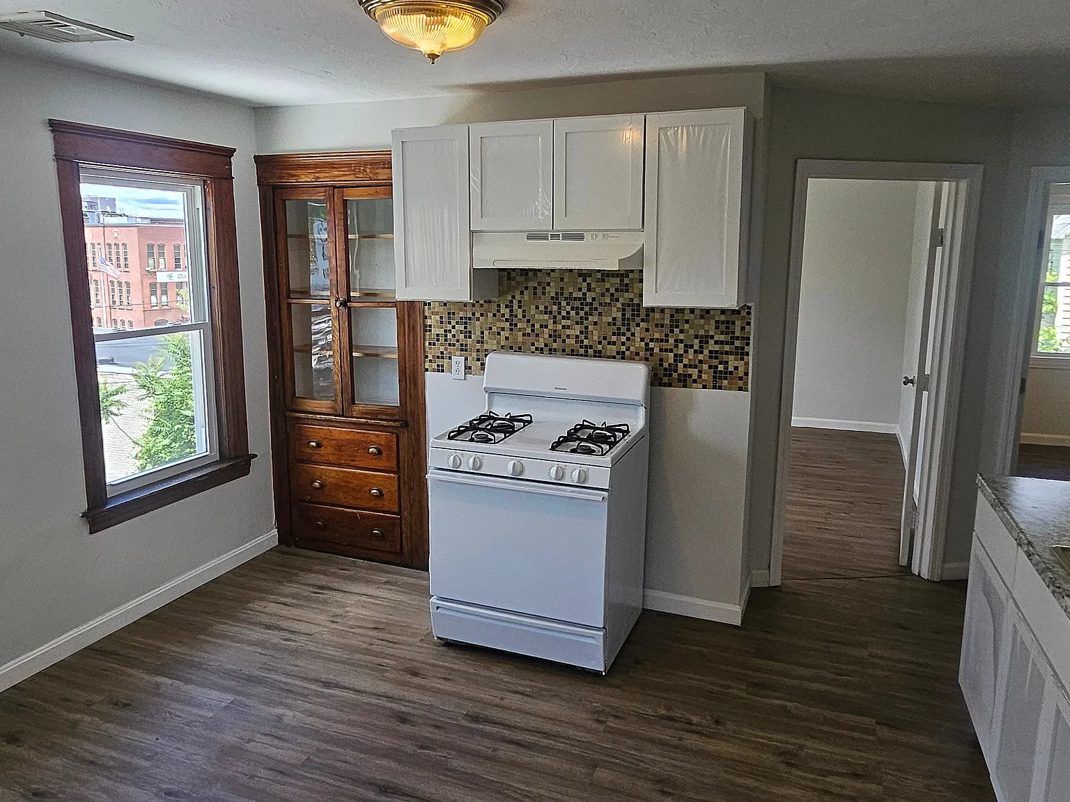 2 bed, 1722 sqft, $1,990 — Photo 4