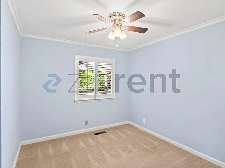 2969 Martin Ave — Photo 24