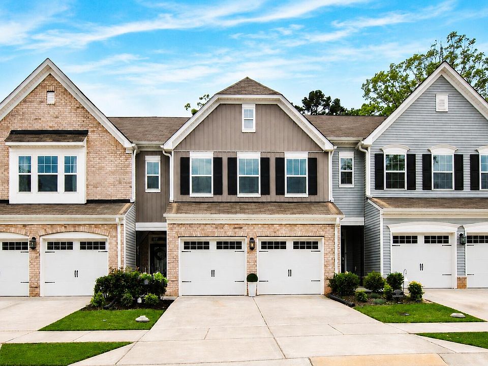 1st image of 594 Historic Dr