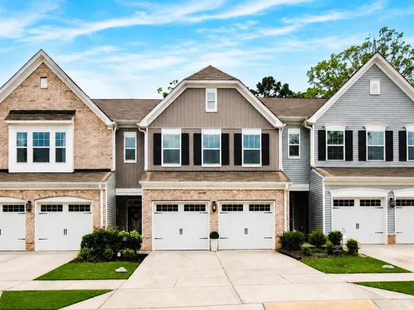 594 Historic Dr, Hillsborough, NC 27278