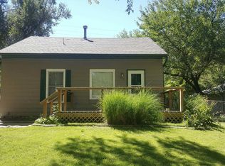 1931 Lincoln Dr, Manhattan, KS 66502