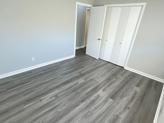 3rd image of 6327 Hardwood Dr