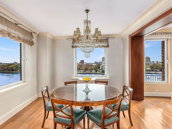 3rd image of 25 E End Ave #7E