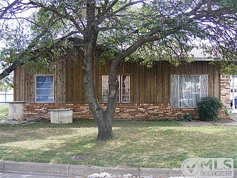 1st image of 1700 NE 33rd St
