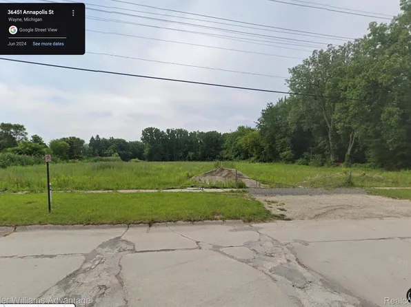 36451 Annapolis St, Wayne, MI 48184