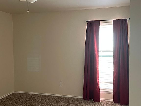5th image of 7452 104th St