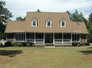 427 Wedgewood Dr, Raeford, NC 28376