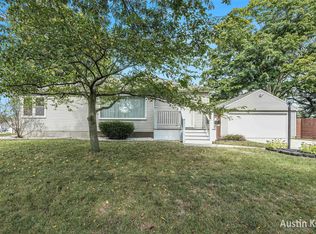 1215 Ellsmere St NE, Grand Rapids, MI 49505
