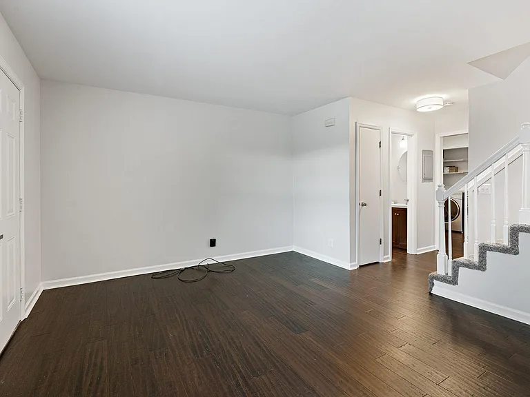 3100 Conviser Dr — Photo 7