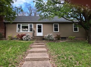 9247 Antioch Rd, Overland Park, KS 66212
