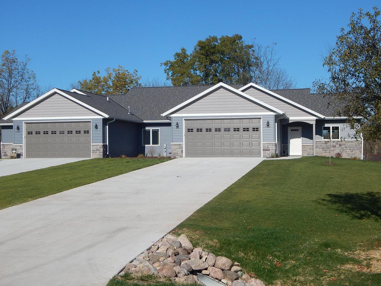 4032 Wolf LANE, Sheboygan, WI 53083 Zillow