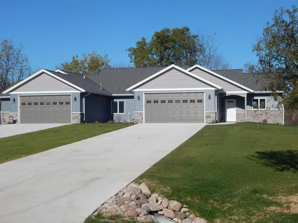4024 Wolf LANE, Sheboygan, WI 53083