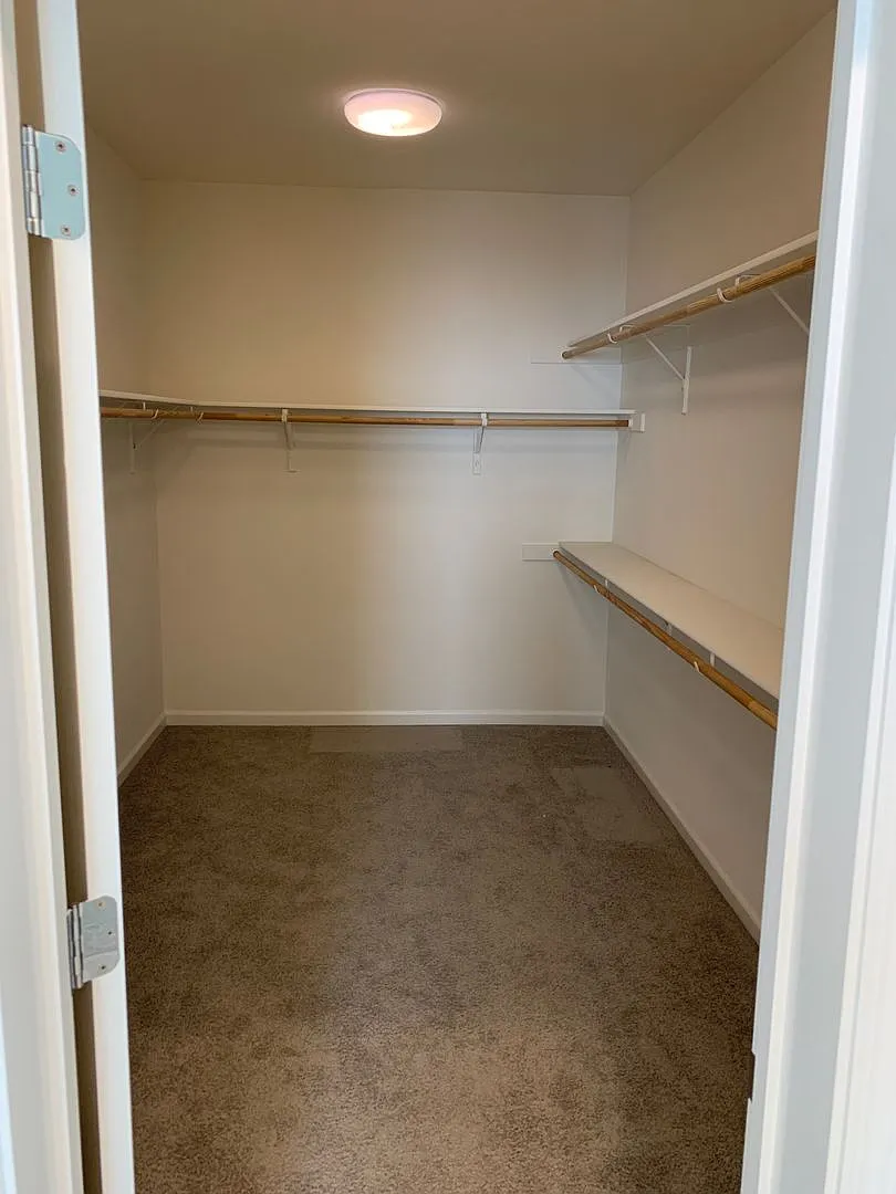 2500 Ellis Town Dr photo 1