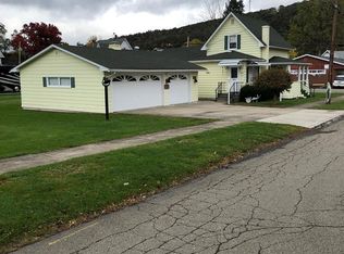 31 Kingsbury Ave, Towanda, PA 18848