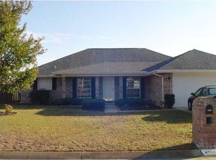 8205 Hartington Dr, Navarre, FL 32566
