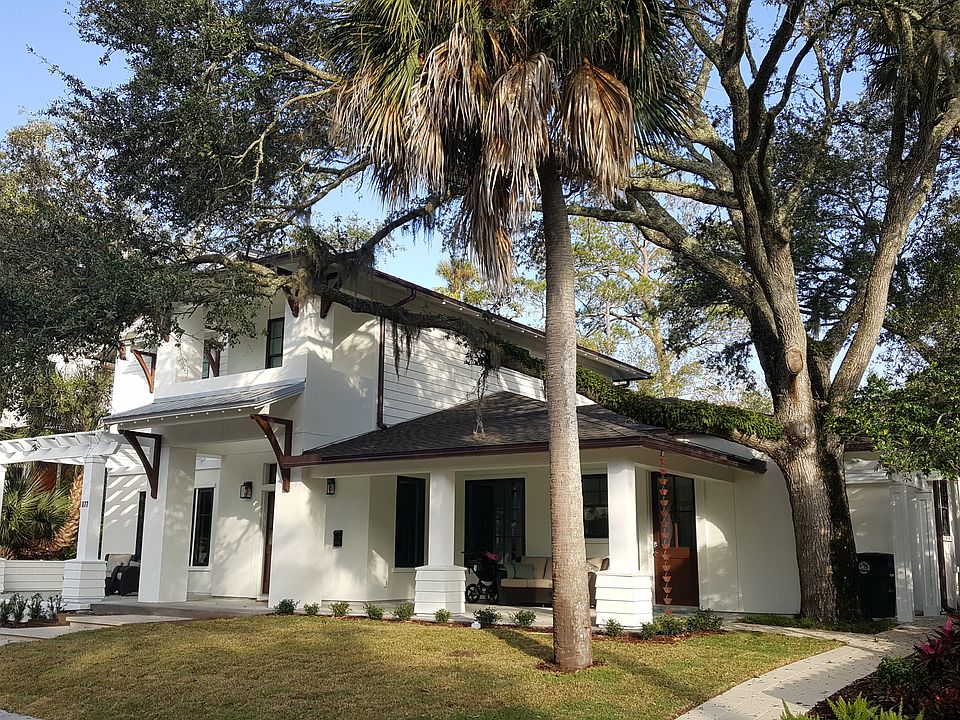 2nd image of 377 8th St