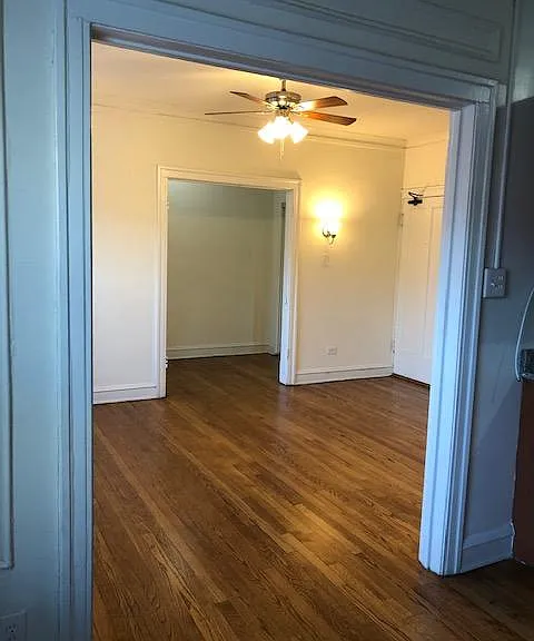 996 Main St Apartments — Photo 5