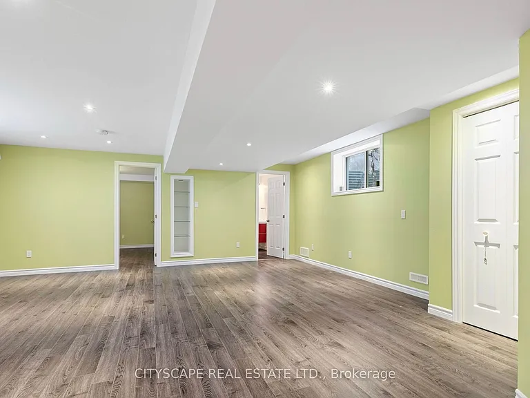 1831 Reilly Walk — Photo 13