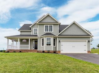 14 Riverhead Dr, Staunton, VA 24401