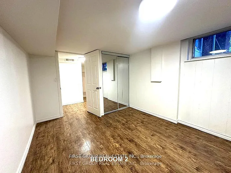 9 Hoshlega Dr #BASEMENT — Photo 3