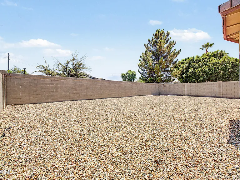 8151 W Tonto Ln — Photo 33