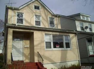 24011 144th Ave, Jamaica, NY 11422