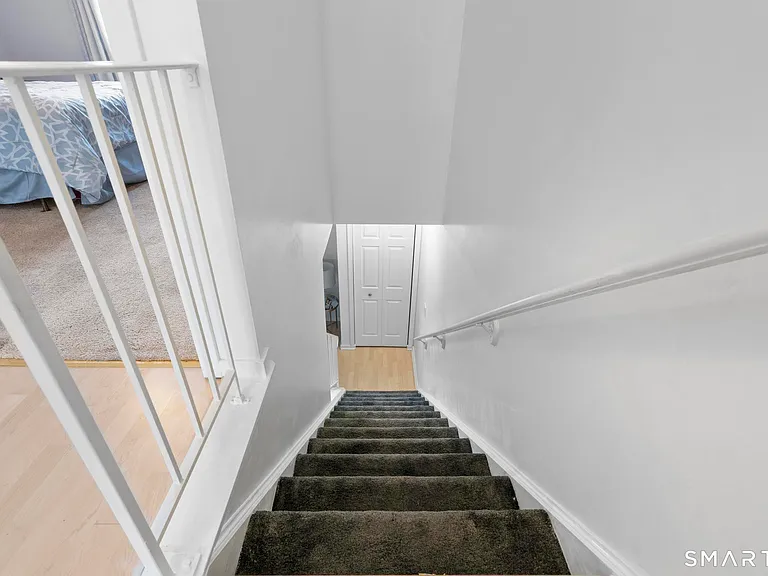 360 W Spring St #A7 — Photo 7