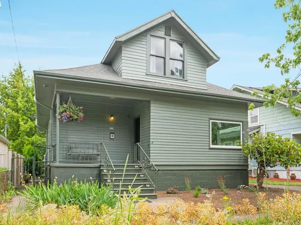 223 NE Rosa Parks Way, Portland, OR 97211