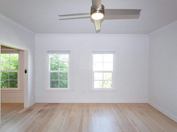 3rd image of 1026 Sanborn Ave APT 202