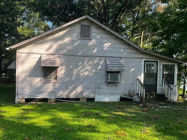 1099 Riddle Ln, Lake Providence, LA 71254