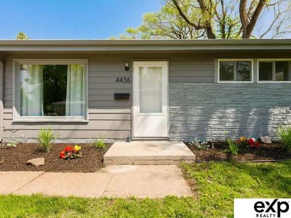 4436 Vernon Ave, Omaha, NE 68111