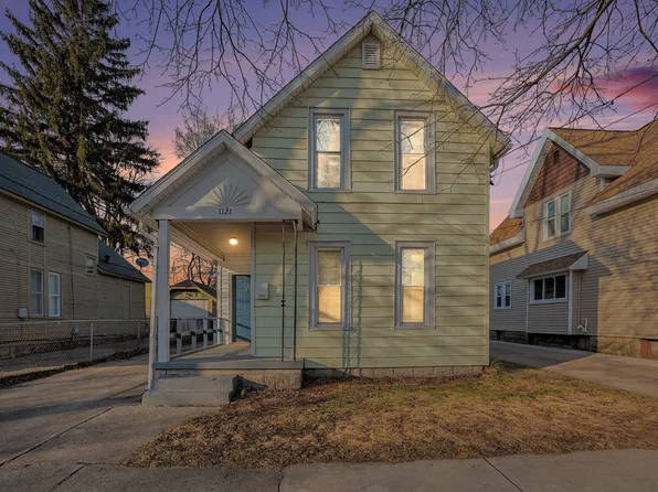 1121 Sigsbee St SE, Grand Rapids, MI 49506