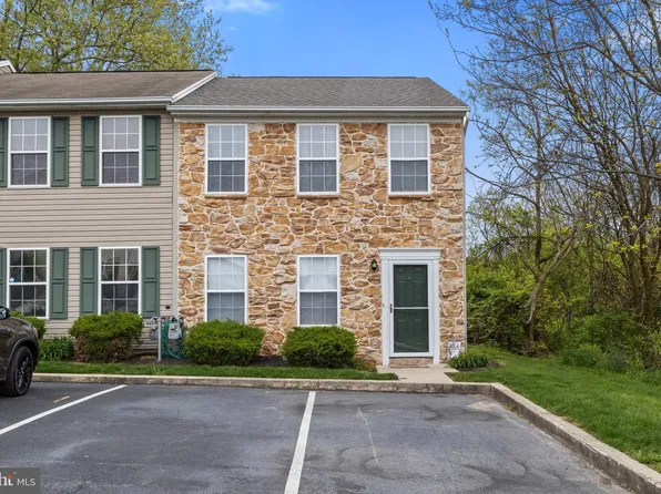 308 Cherry St, Red Lion, PA 17356