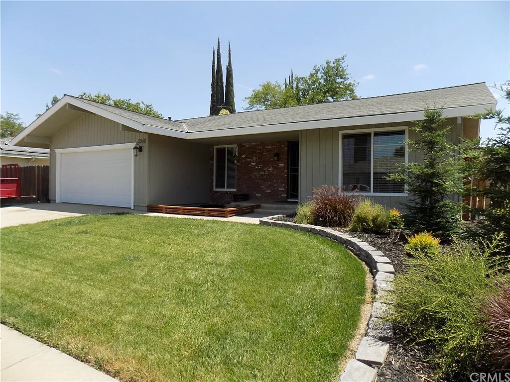 2948 Crestwood Ct photo 1