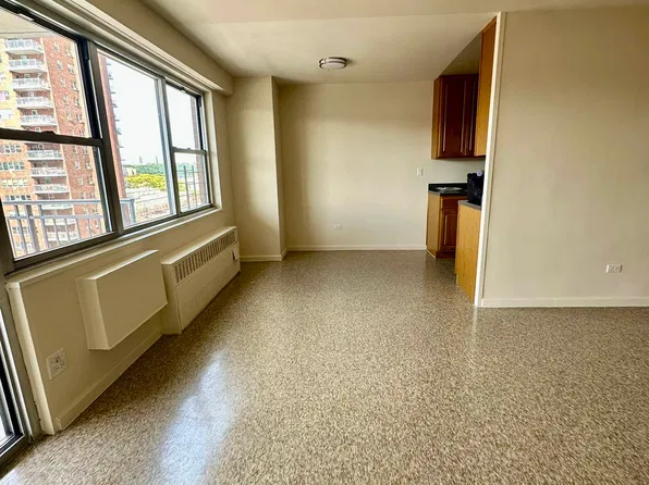 380 Lenox Avenue #PH2, photo 2
