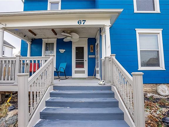 3rd image of 67 S Grand Ave