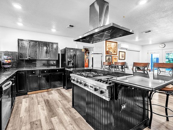 3rd image of 3408 Barrington Rd